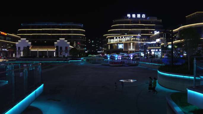 商场夜景 喷泉