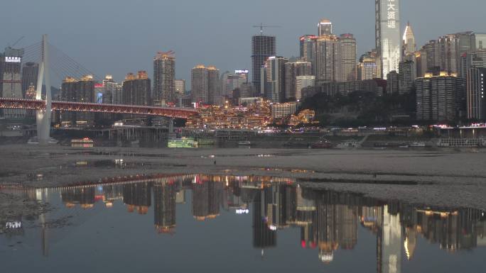 重庆枯水期洪崖洞航拍，4kdlog画质