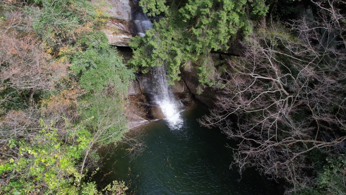 秦岭 山脉  航拍 瀑布 山水