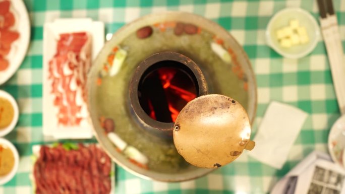 火锅、铜锅涮 涮羊肉
