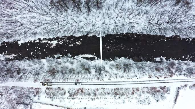 第一场雪 乡村振兴农村 雪景小河溪 生态