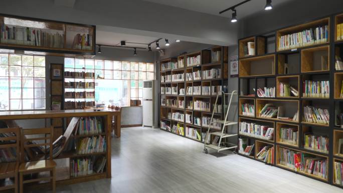 整洁明亮书房书屋