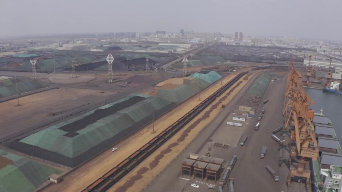 火车货运集港铁路唐山港口煤炭运输航拍运输