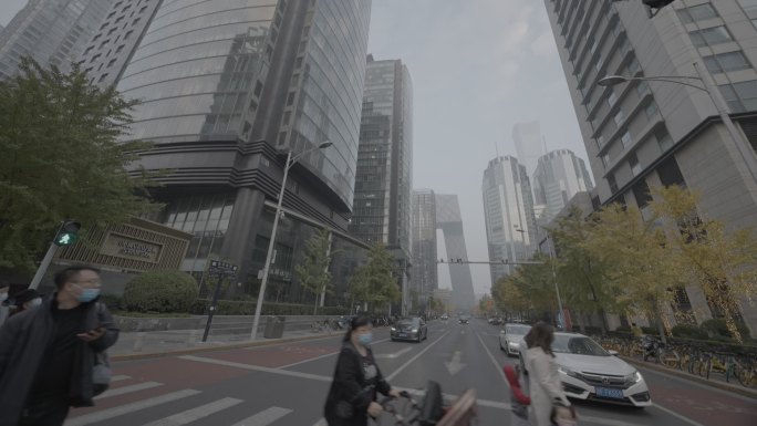 北京国贸CBD过马路空景素材