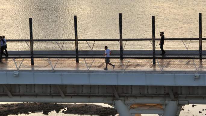 高清航拍4K特写跟拍跑步运动场景