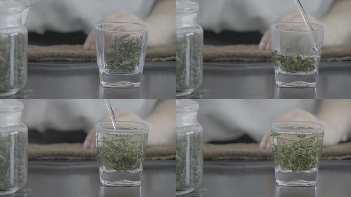 沏芦笋茶倒水正面特写slog2原视频