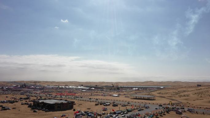 阿拉善盟英雄会沙漠地质公园直升机观光沙漠