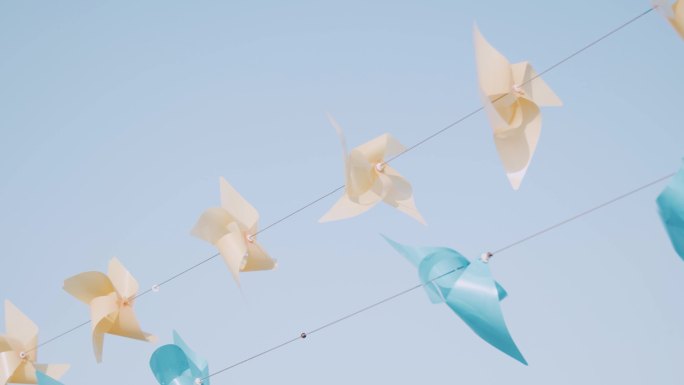 4k超清实拍 风车 公园 玩具欢快快乐