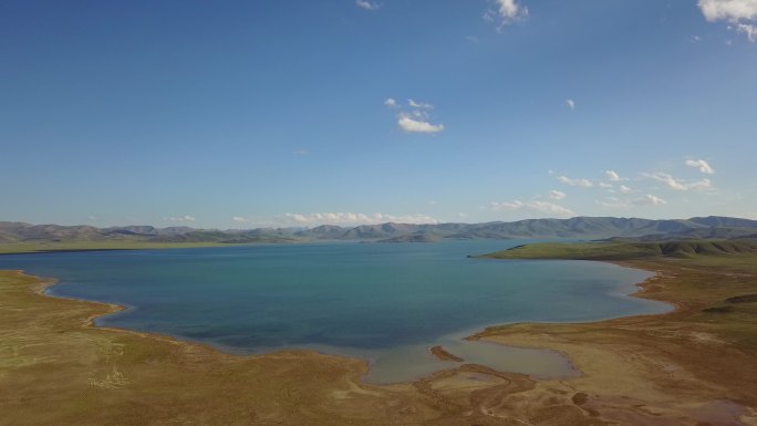 青海果洛藏族自治州玛多县鄂陵湖 航拍