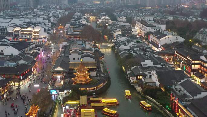 航拍南京老门东夜景，南京本地人逛的美食街