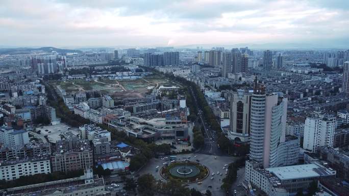 曲靖 麒麟区 麒麟东路 交通路 美佳华