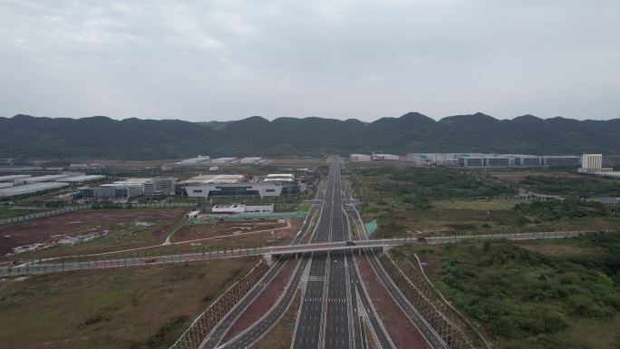 井口隧道  鼎新大道 中梁山 物流园