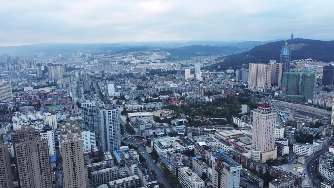 曲靖 麒麟区 麒麟东路 交通路 美佳华