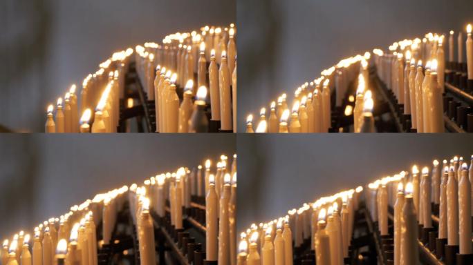 基督教教堂里点燃了许多蜡烛