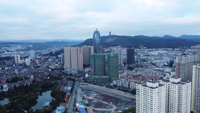 曲靖 麒麟区 麒麟东路 交通路 美佳华