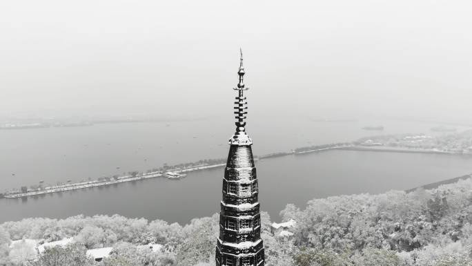 杭州西湖宝石山保俶塔雪景4K航拍