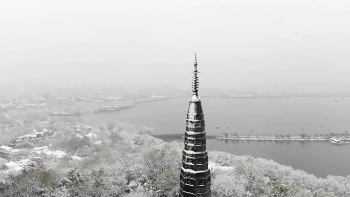 杭州西湖宝石山保俶塔雪景4K航拍