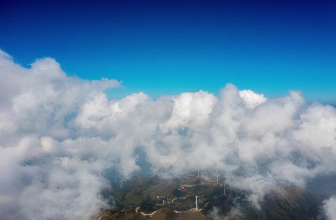 高空蓝天白云延时