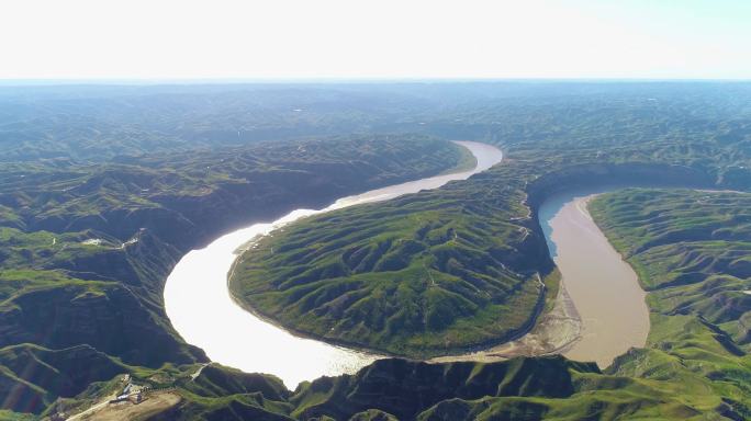 航拍山西吕梁石楼县黄河第一湾3