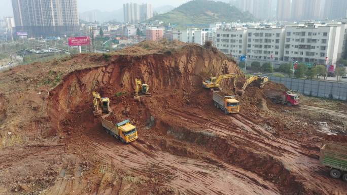 城市建设 工地 工程机械 挖土方挖掘机