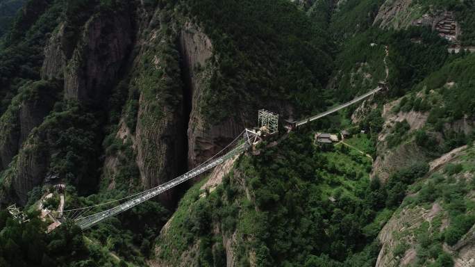 俯瞰九龙山风景区航拍4K宝鸡旅游玻璃栈道