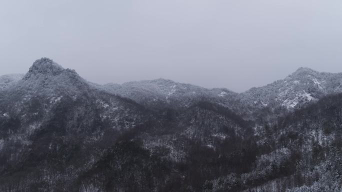 高山雪景