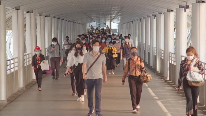 拥挤的人群城市街头人来人往人流视频