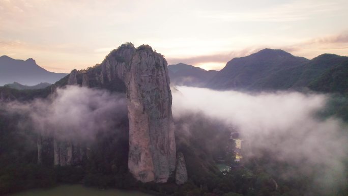 航拍丽水缙云仙都鼎湖峰