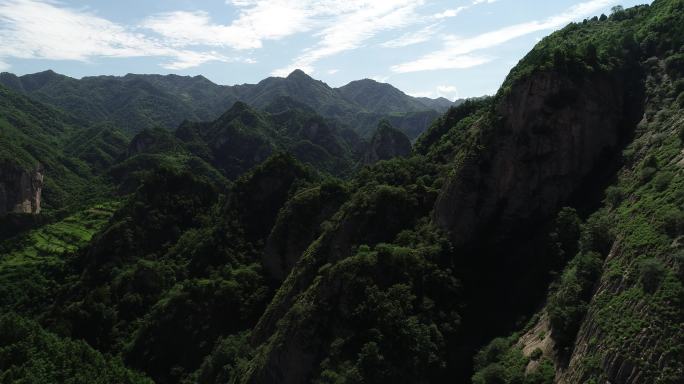 俯瞰九龙山风景区航拍4K宝鸡旅游玻璃栈道