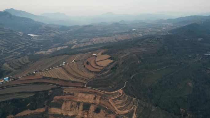 丘陵 土山