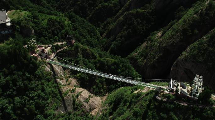 俯瞰九龙山风景区航拍4K宝鸡旅游玻璃栈道