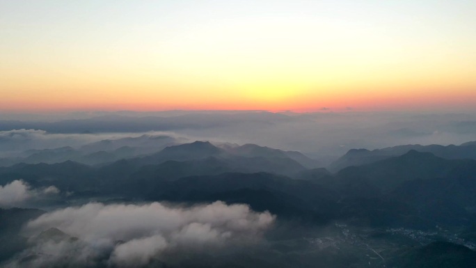 高空鸟瞰日出延时摄影