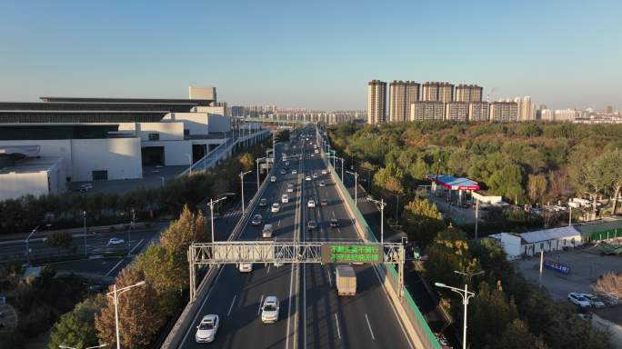 济南二环西高架城市风景秋天航拍4k