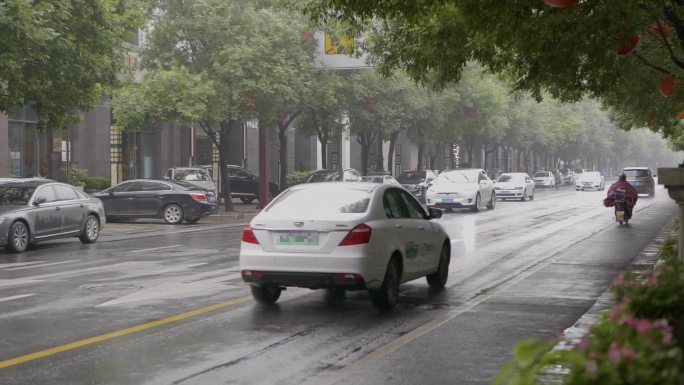 雨天骑行