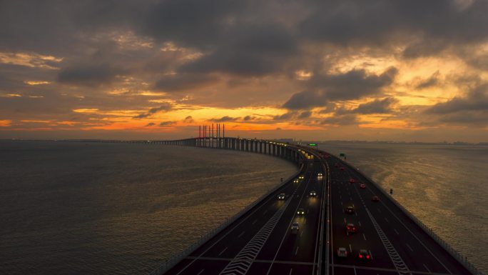 青岛跨海大桥车流晚霞延时