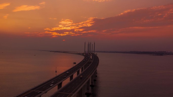 青岛跨海大桥晚霞航拍延时