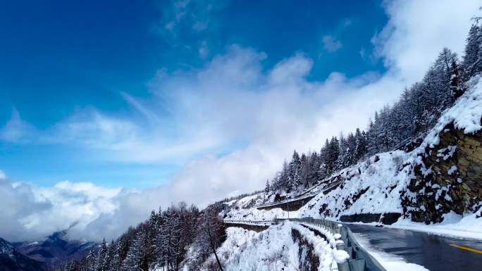 川西高原雪山夹金山云海延时4K