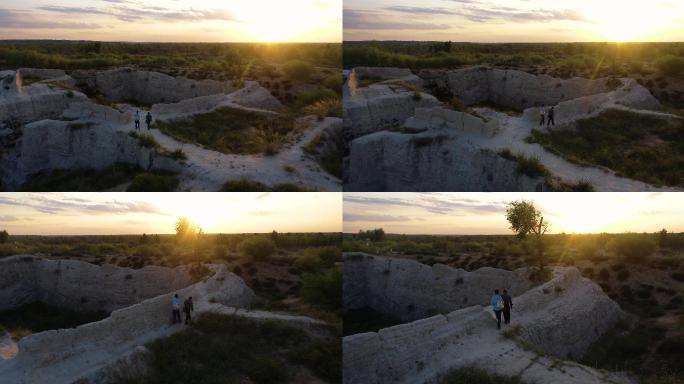 夕阳下统万城考古专家4K航拍