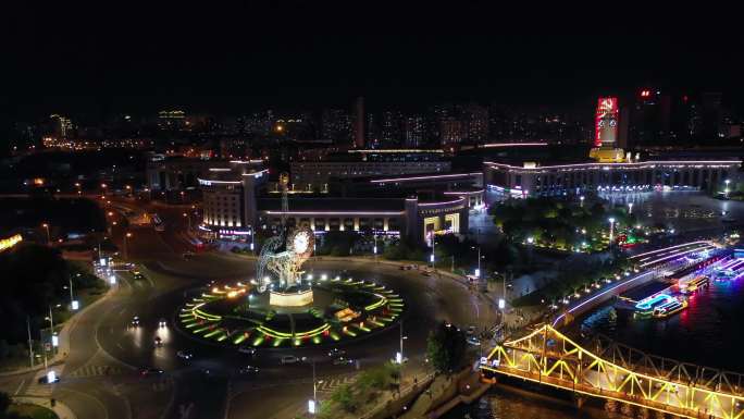 4K航拍解放桥世纪钟津湾广场夜景8个画面