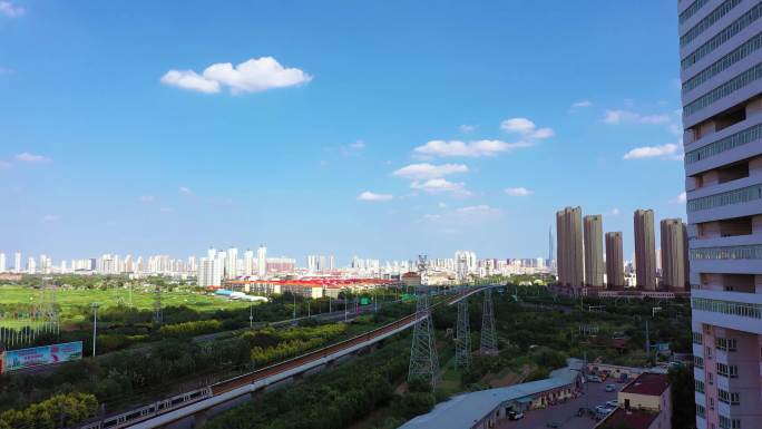 4K航拍天津滨海新区津滨高速轻轨8个画面