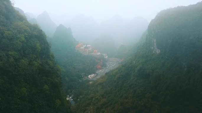 弄拉普陀寺 马山