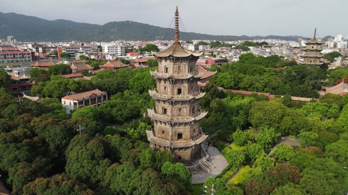 福建泉州古城开元寺镇国塔航拍