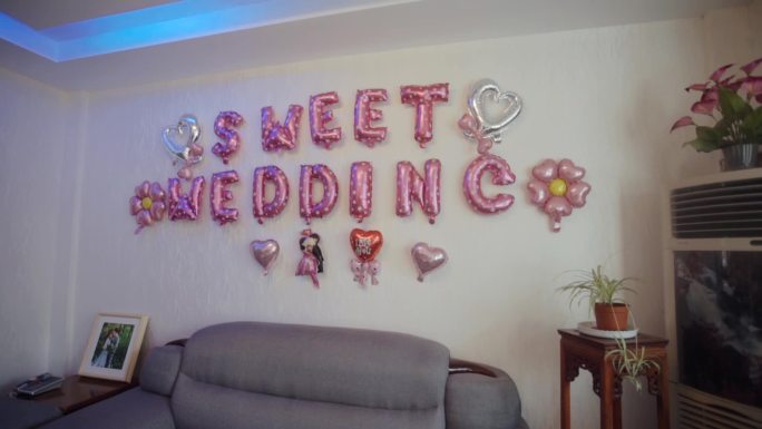 客厅结婚气球布置