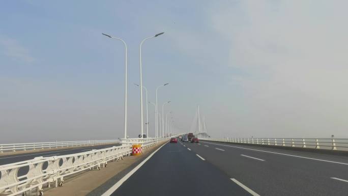 上海崇明长江大桥