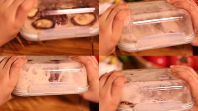 生活窍门如何用饭盒清洗香菇 (4)