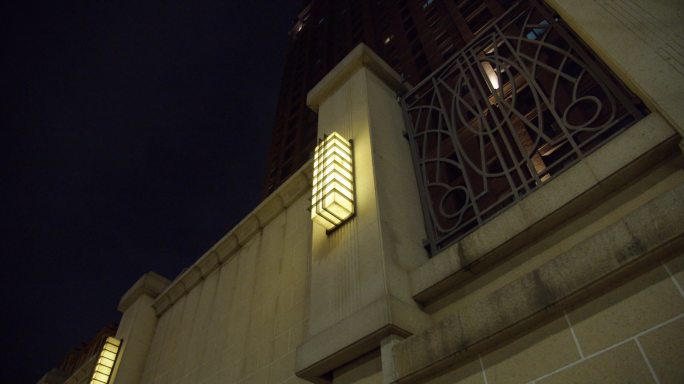 夜晚欧式建筑灯光
