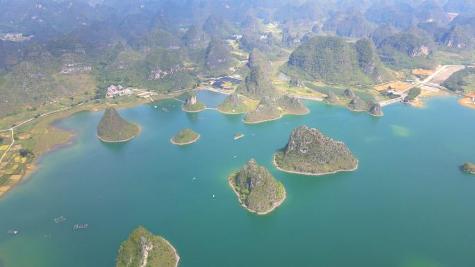 航拍中国广西百色靖西的水上喀斯特美景