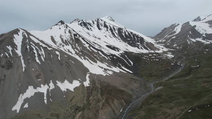 雪山风景航拍