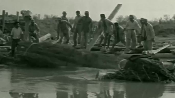50年代新疆建设兵团挖渠引流