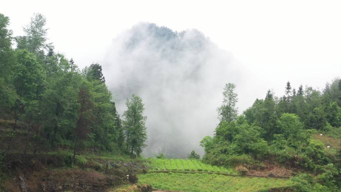 湘西 十八洞村 精准扶贫 大气航拍 云雾